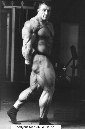 Dorian Yates - pacat de ciorapi - Culturisti straini