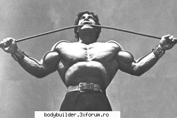 Franco Columbu - 16 Nici fierul nu-i face probleme - Culturisti straini