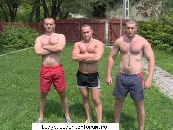Mighty - Va mai pun niste poze cu niste prieteni - Profile personale