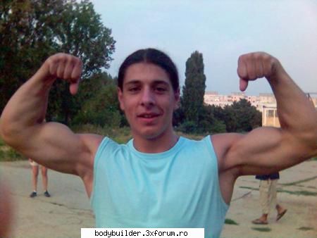 X-ti Baltaretu - uite bah balta o poza de la basket :P - Profile personale