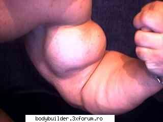 hugemusclexxl - bicepsul grupa muscular preferata ;) - Profile personale