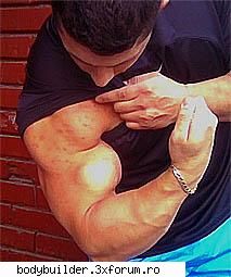hugemusclexxl - Profile personale
